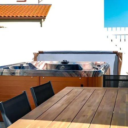 بيت للعطل Jolie Et Grande Maison Renovee Quartier Le Hameau Des Pins - 8 Personnes *