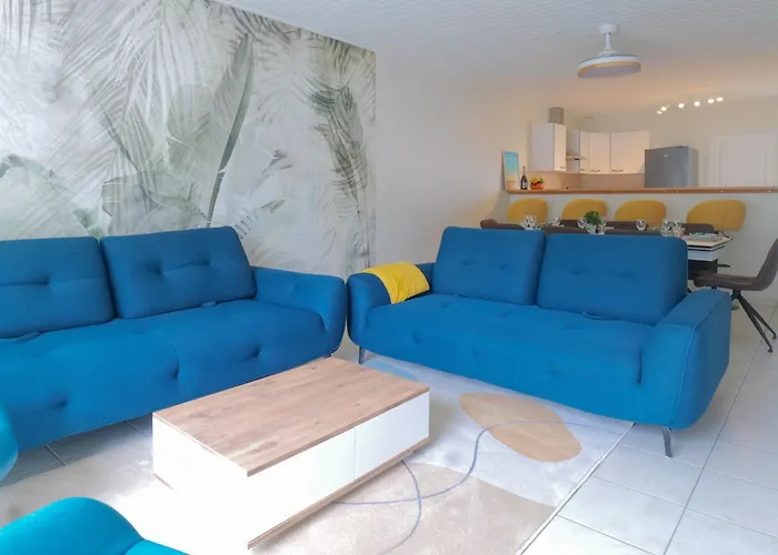 Jolie Et Grande Maison Renovee Quartier Le Hameau Des Pins - 8 Personnes *